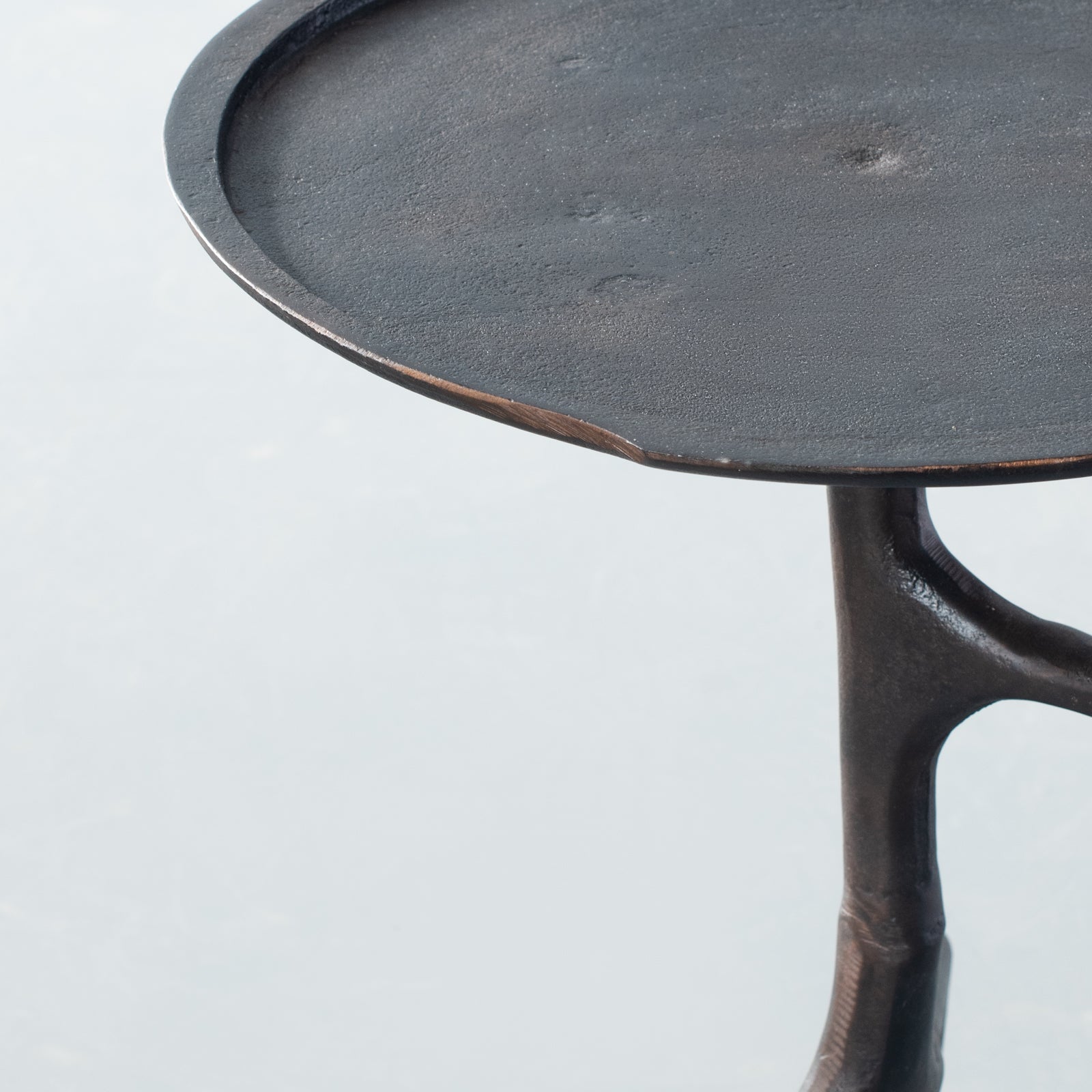 ALZEA - Side Table