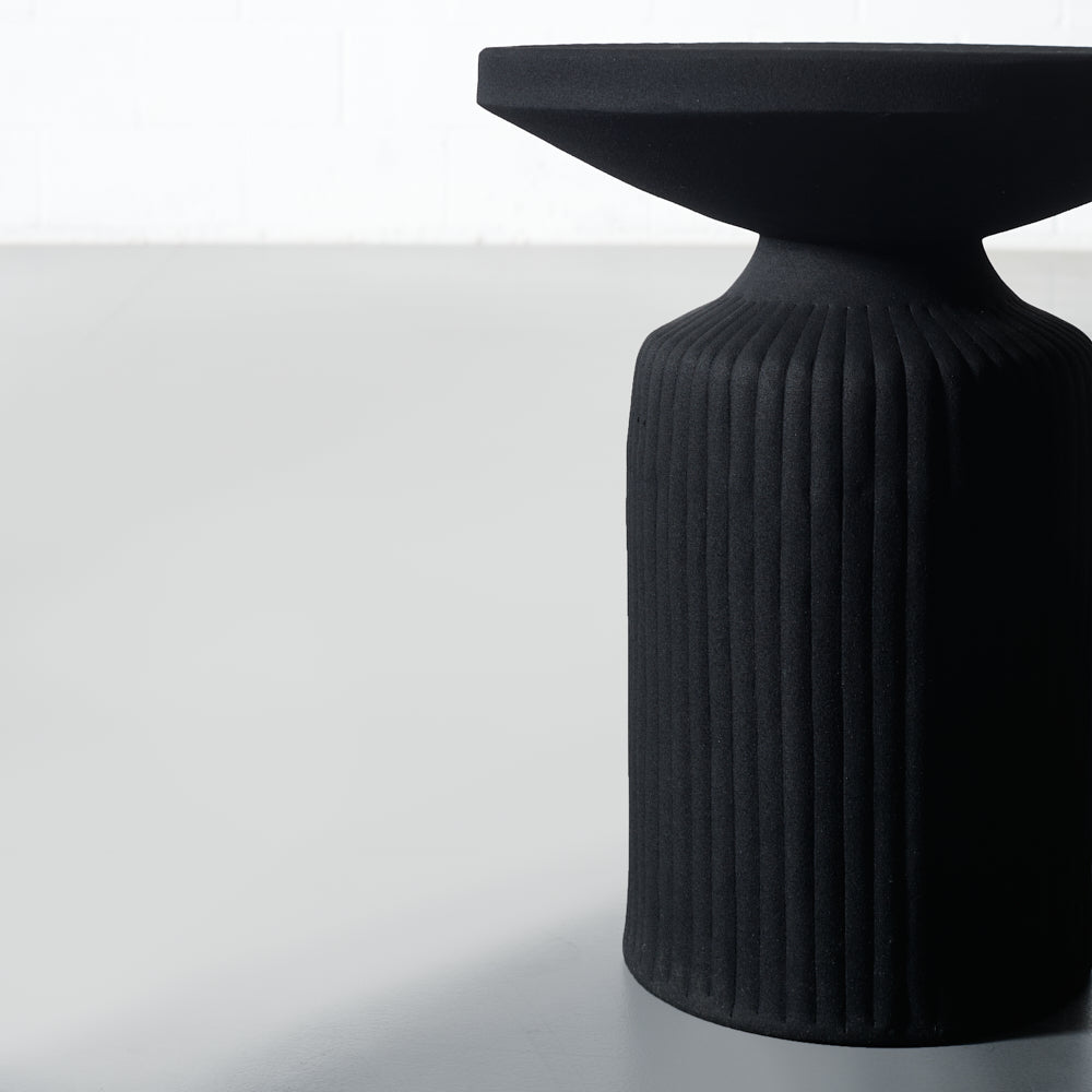 RAE - Black Metal Side Table