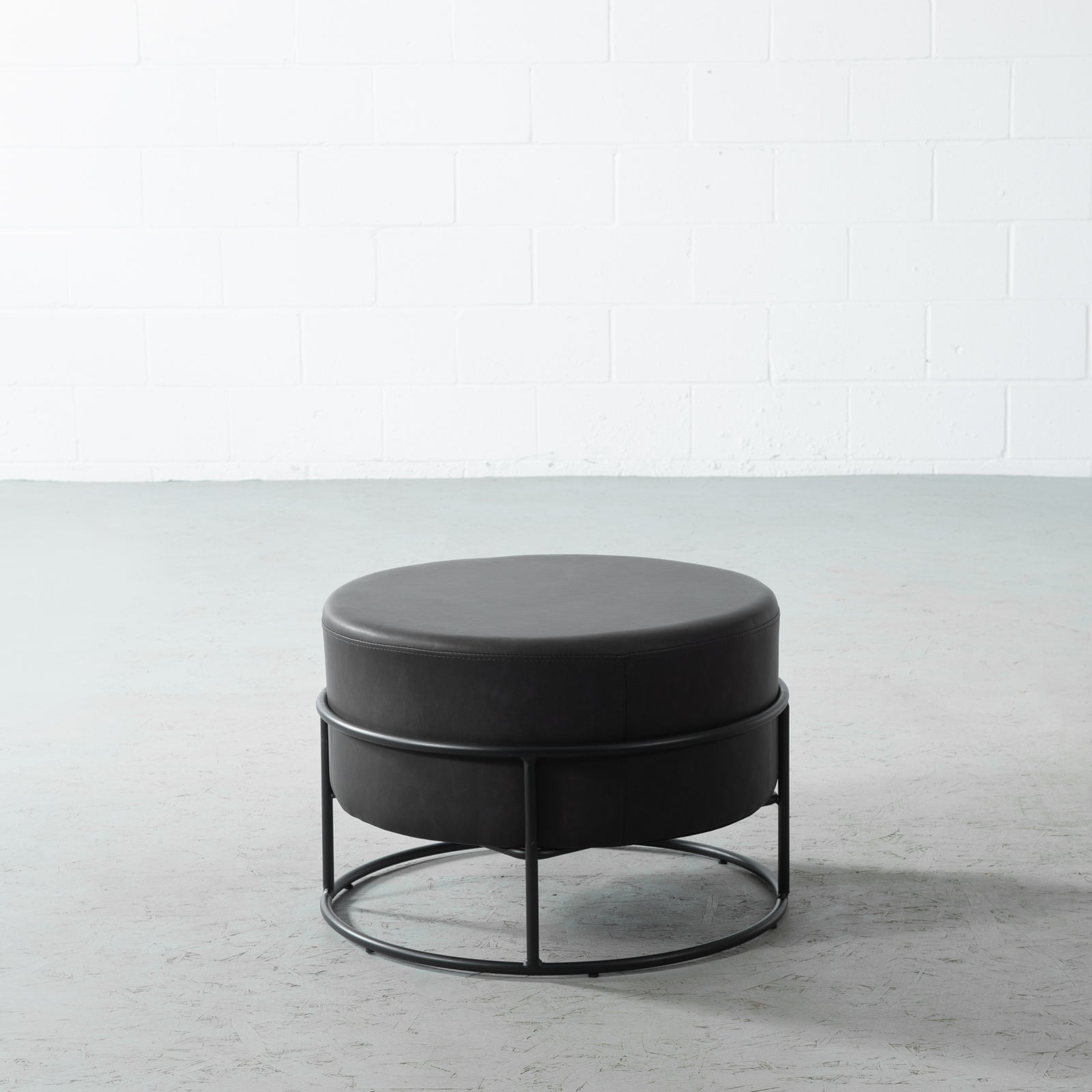 CAMERON - Black Leather Ottoman